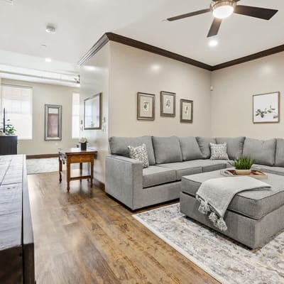 Midtown Loft 301 on Main St DT Visalia