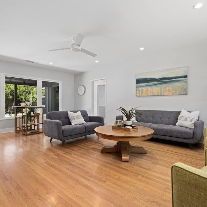 Mid-Century Visalia Home w/ EV Charger & BBQ Grill